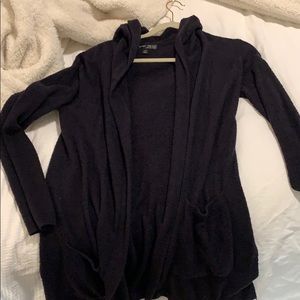 Barefoot dreams barely worn cardigan